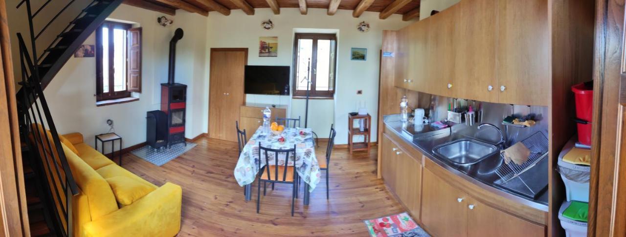 Case Gemmellaro - Family&Friends Nicolosi Bagian luar foto